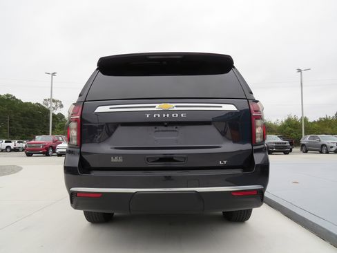 Used 2022 Chevrolet Tahoe LT w/ Luxury Package image 4