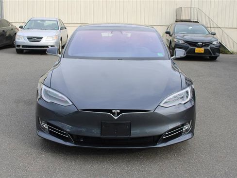 Used 2018 Tesla Model S 100D image 3