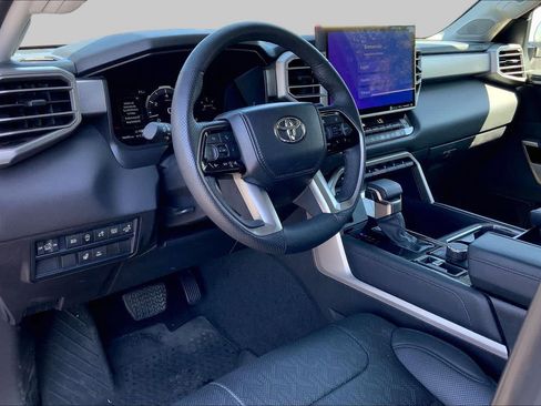 Used 2024 Toyota Tundra Limited AWD/4WD image 17