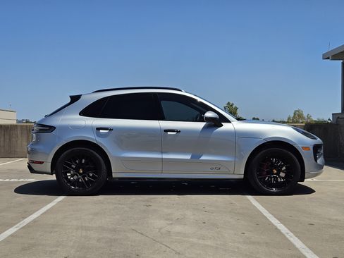 Used 2021 Porsche Macan GTS AWD/4WD image 9