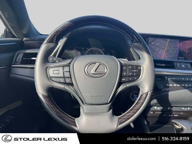 Used 2020 Lexus ES 300h w/ Premium Package FWD image 19