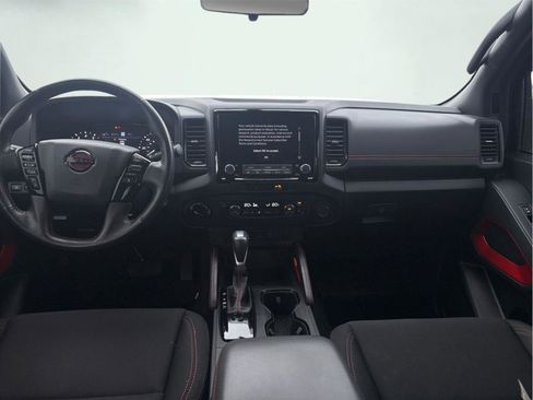 Used 2022 Nissan Frontier PRO-4X w/ Technology Package image 10