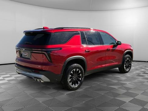 New 2026 Chevrolet Traverse Z71 w/ Enhanced Driving Package image 3