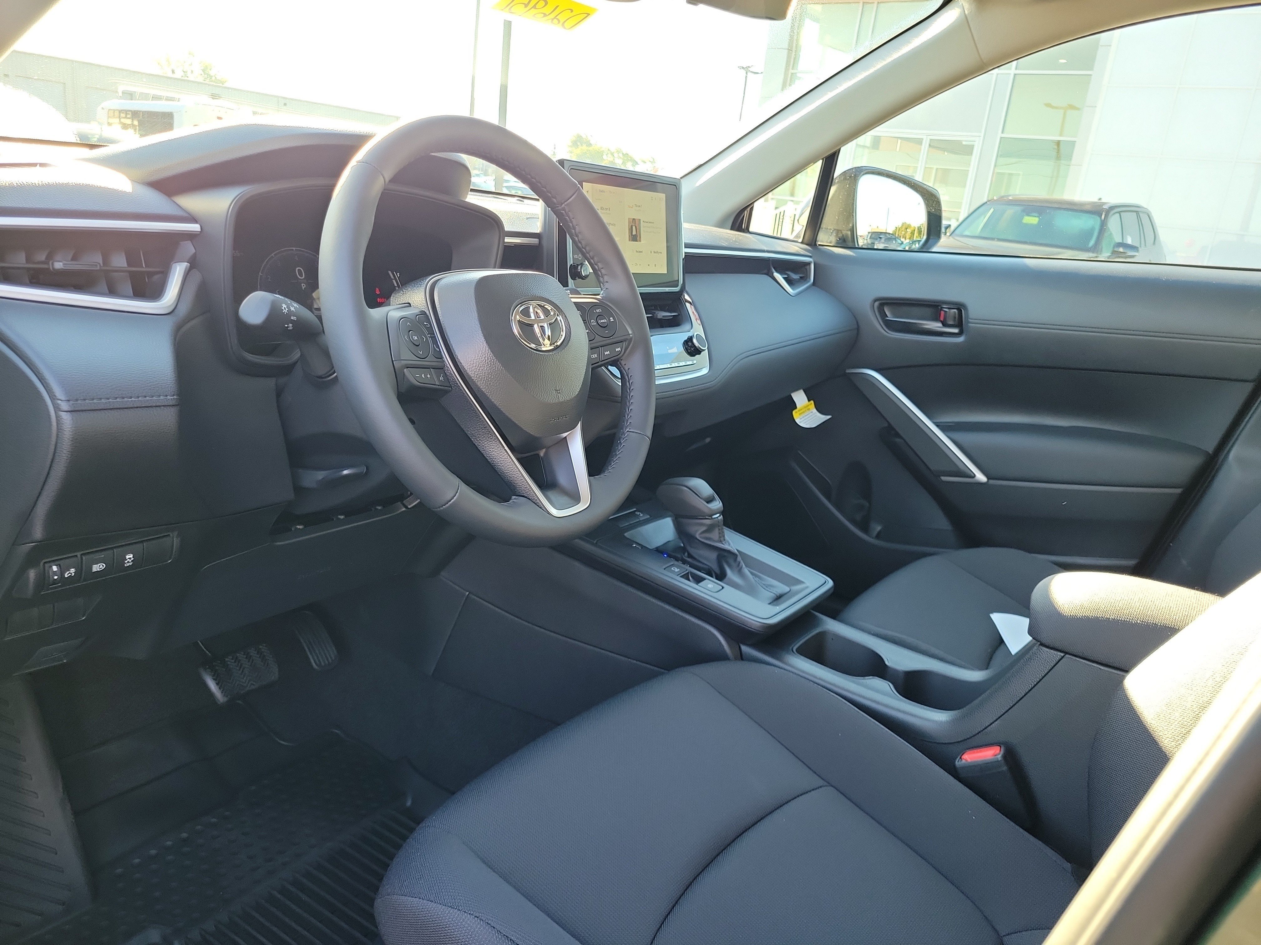 New 2026 Toyota Corolla Cross LE FWD image 19