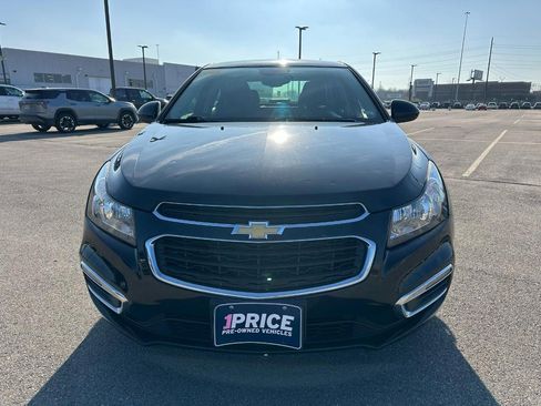 Used 2015 Chevrolet Cruze LT image 9