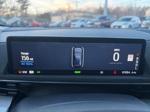 Used 2022 Ford Mustang Mach-E Select image 19