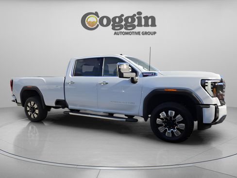 New 2026 GMC Sierra 3500 Denali image 15