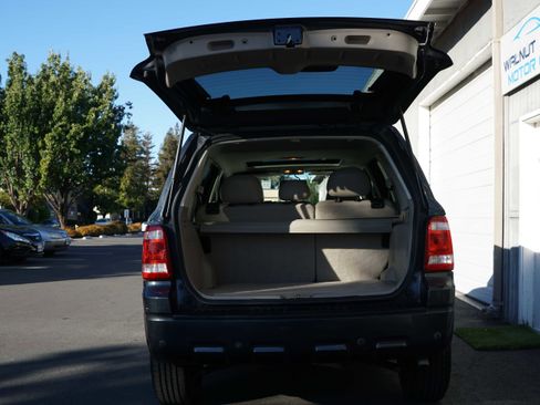 Used 2009 Ford Escape Limited image 15