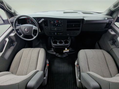 New 2025 GMC Savana 2500 w/ Driver Convenience Package image 9