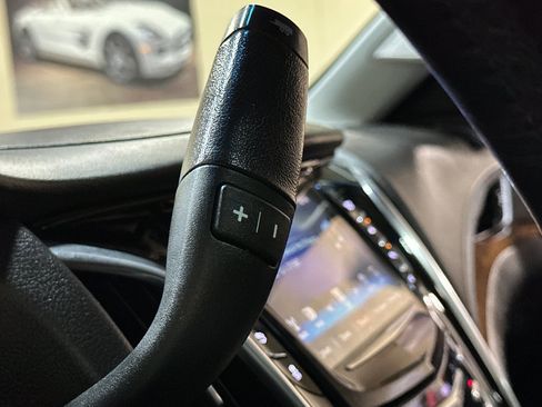 Used 2018 Cadillac Escalade ESV Luxury image 34