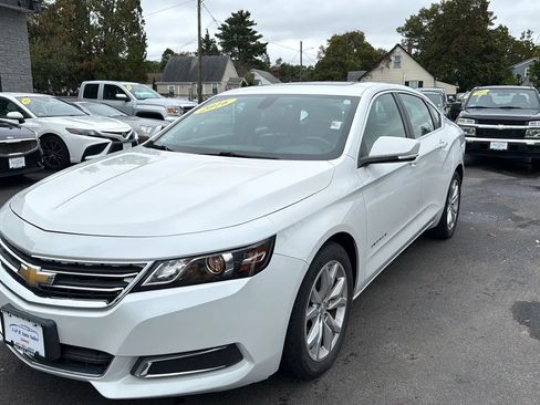 Used 2016 Chevrolet Impala LT w/ Convenience Package image 3