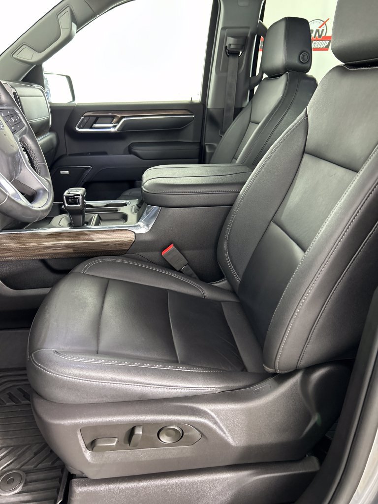 Used 2024 Chevrolet Silverado 1500 RST w/ All Star Edition Plus AWD/4WD image 14