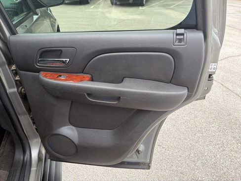 Used 2012 GMC Yukon SLE w/ Convenience Package image 13