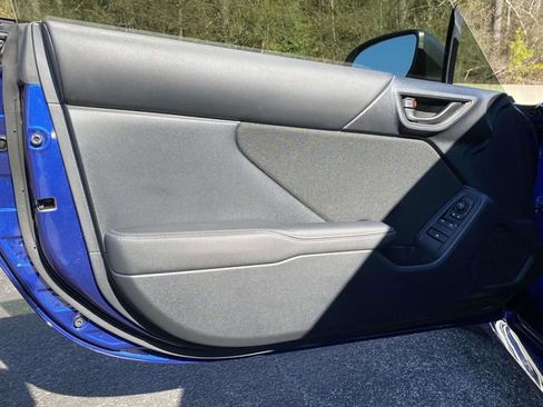 Used 2025 Toyota GR86 image 16