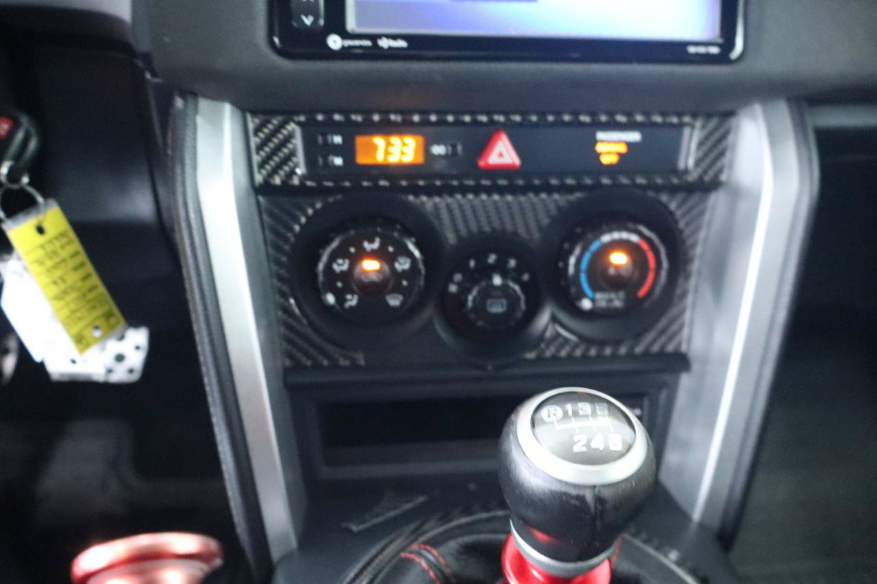 Used 2017 Toyota 86 RWD image 21