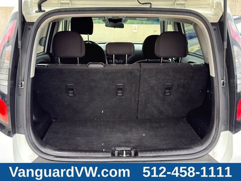 Used 2016 Kia Soul FWD image 11