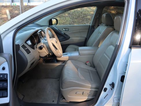 Used 2011 Nissan Murano SL w/ Navigation Pkg image 9