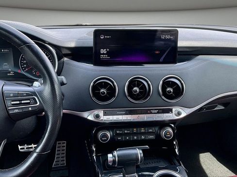 Used 2022 Kia Stinger GT-Line w/ Sun & Sound Package RWD image 9