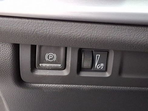 Used 2024 Cadillac XT4 Sport w/ Cold Weather Package image 34