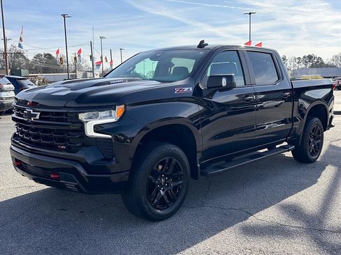 Used 2022 Chevrolet Silverado 1500 LT Trail Boss w/ LT Trail Boss Premium Package image 7