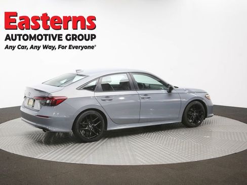 Used 2025 Honda Civic Sport image 41