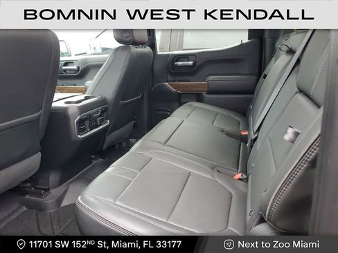 Used 2019 Chevrolet Silverado 1500 High Country w/ Technology Package image 10