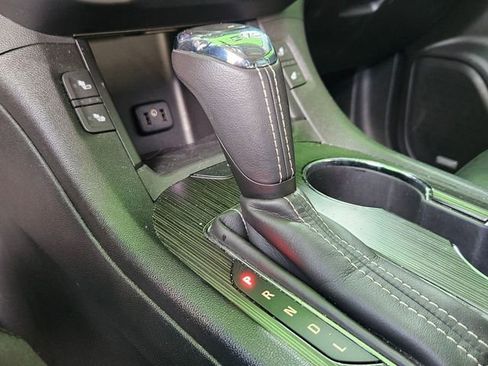 Used 2019 GMC Acadia SLT FWD image 11
