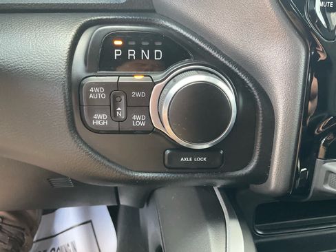 Used 2023 RAM 1500 Big Horn AWD/4WD image 11