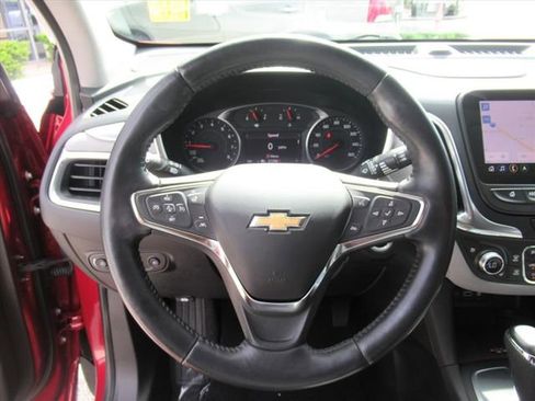 Used 2021 Chevrolet Equinox Premier image 16
