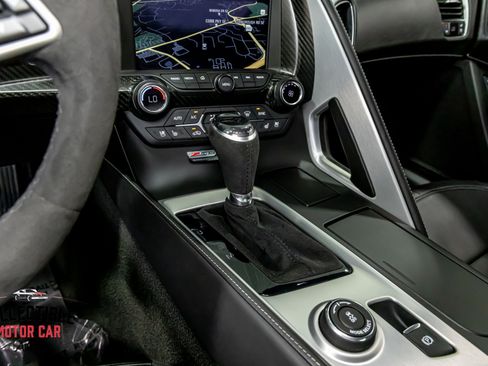 Used 2015 Chevrolet Corvette Z06 w/ 3LZ Preferred Equipment Group RWD image 94