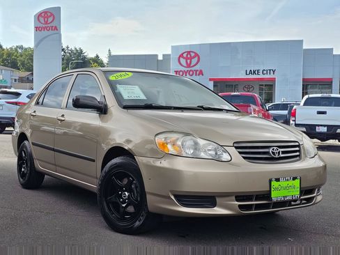 Used 2004 Toyota Corolla CE w/ Preferred Accessory Pkg FWD image 1