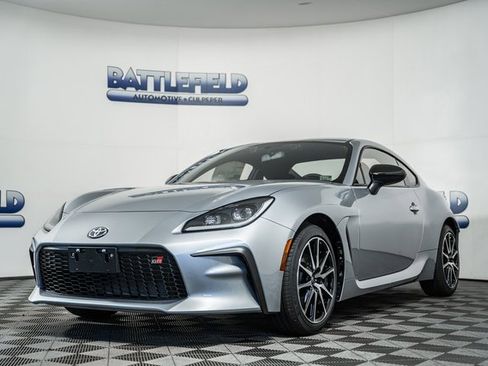 New 2025 Toyota GR86 w/ ALL Weather Mat Package (TMS) image 3