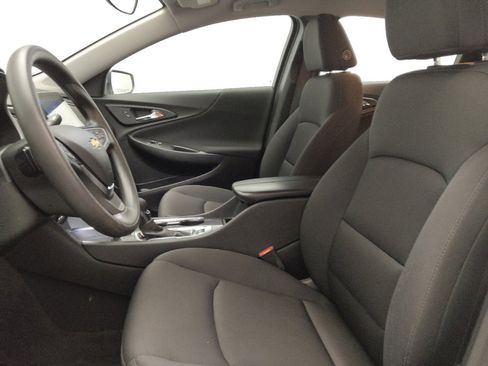 Used 2023 Chevrolet Malibu LT image 17