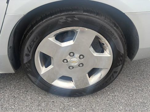 Used 2009 Chevrolet Impala SS w/ Convenience Package FWD image 24