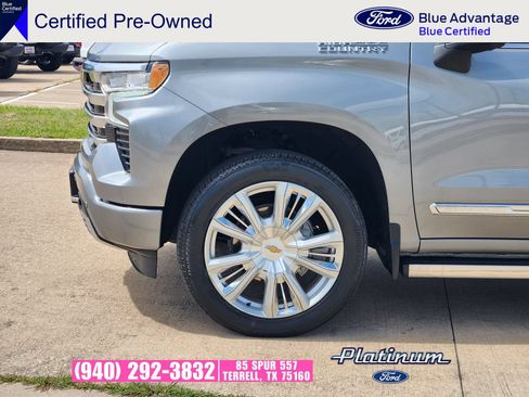 Used 2024 Chevrolet Silverado 1500 High Country w/ High Country Premium Package AWD/4WD image 10
