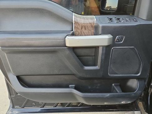 Used 2018 Ford F350 Lariat w/ Camper Package AWD/4WD image 18