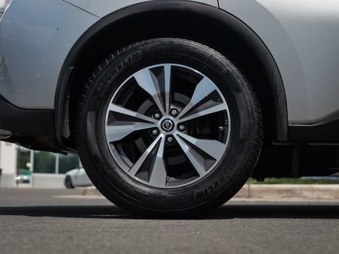 Used 2019 Nissan Murano S FWD image 11