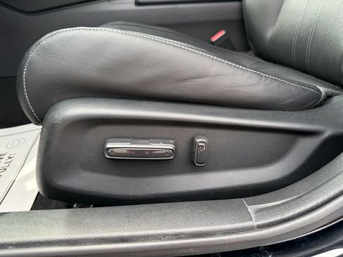 Used 2020 Honda Insight Touring image 18