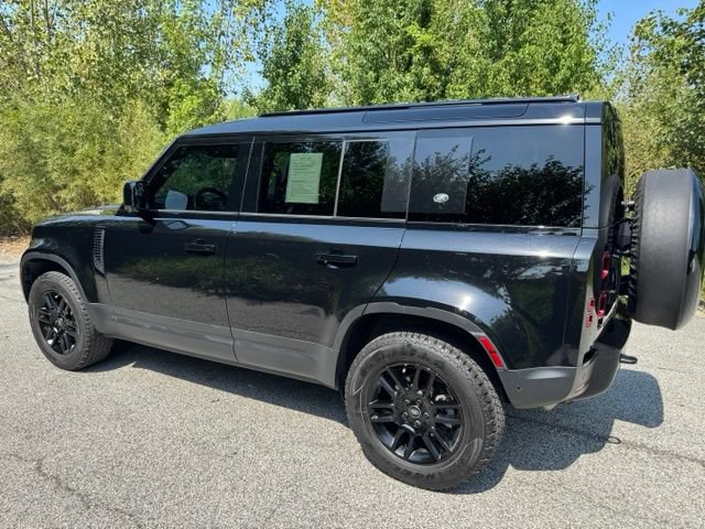 Certified 2024 Land Rover Defender 110 S AWD/4WD image 7