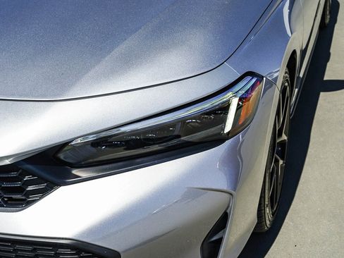 Used 2025 Honda Civic Sport image 9