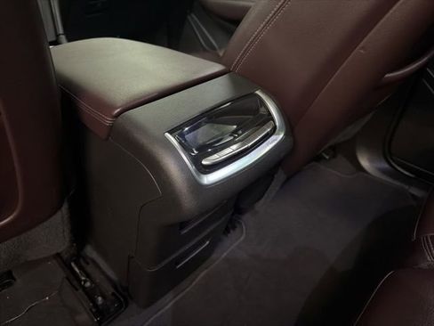 Used 2023 Cadillac XT6 Premium Luxury FWD image 16