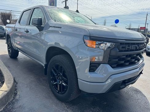 Used 2024 Chevrolet Silverado 1500 Custom w/ LPO, Dark Essentials Package image 4