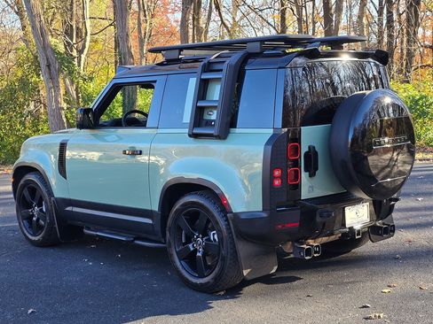 Used 2023 Land Rover Defender 110 75th Limited Edition image 5