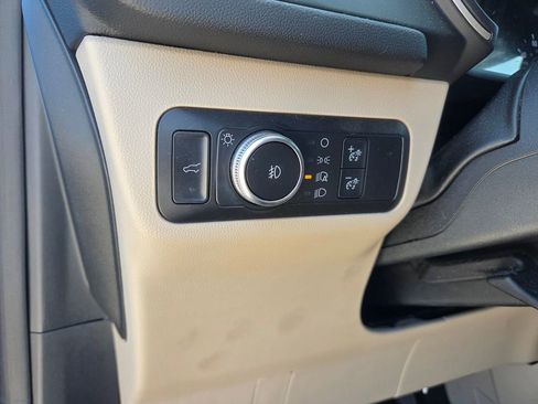 Used 2020 Ford Escape SEL FWD image 22