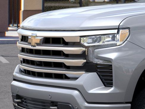 New 2026 Chevrolet Silverado 1500 High Country w/ High Country Premium Package AWD/4WD image 37