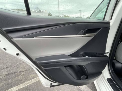 Used 2025 Toyota Camry SE w/ Convenience Package FWD image 15