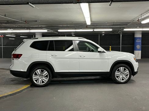 Certified 2019 Volkswagen Atlas SE w/ Panoramic Sunroof Package image 41