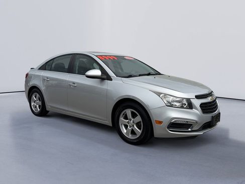 Used 2016 Chevrolet Cruze LT w/ Sun And Sound Package FWD image 1