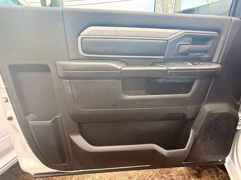 Used 2022 RAM 4500 Tradesman RWD image 15