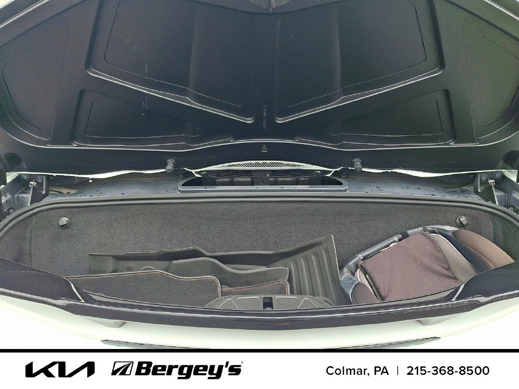 Used 2023 Chevrolet Corvette Stingray Premium Conv w/ Z51 Performance Package RWD image 29